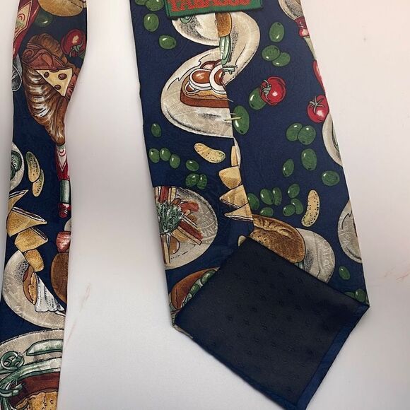 Tabasco Necktie 100% Silk Made in the USA Foodie Sandwiches and Vegetables - Picture 7 of 7